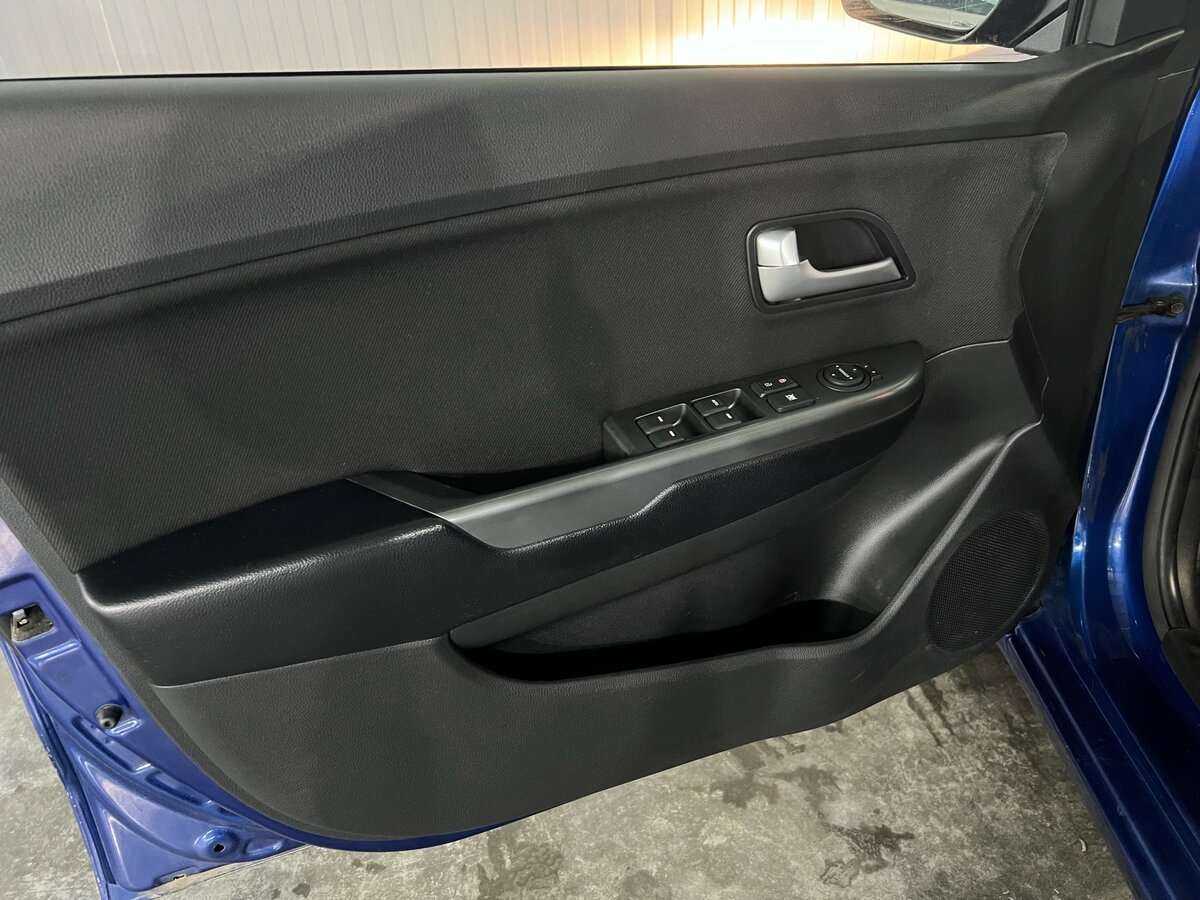 Kia Rio 5-speed, 2013 Фото №9