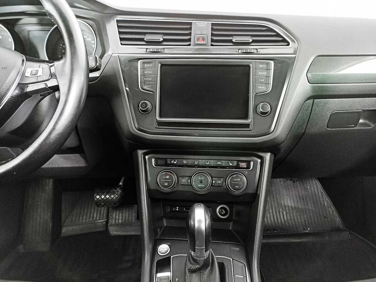 Volkswagen Tiguan, 2017 Фото №12