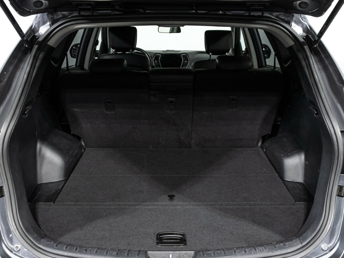 Hyundai Santa Fe III Рестайлинг, 2017 Фото №5