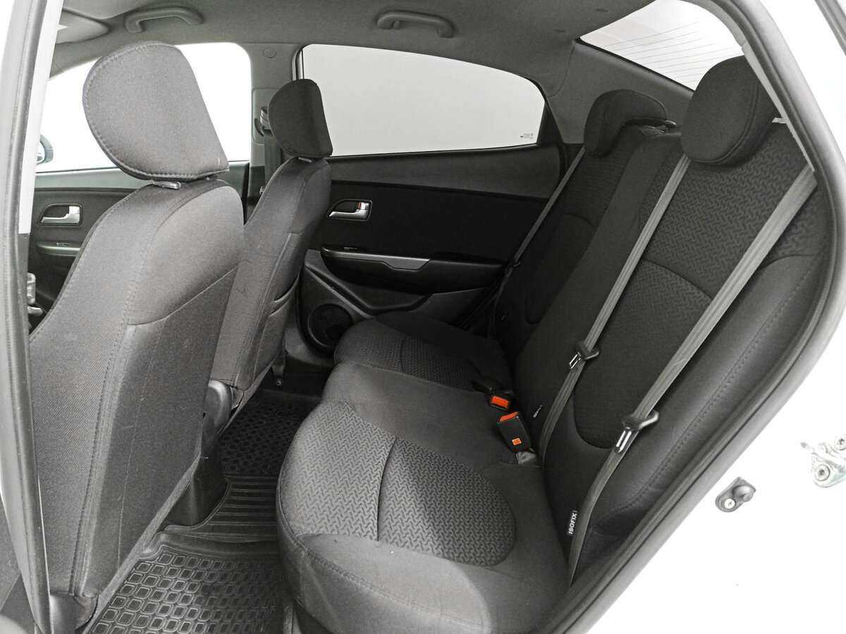 Kia Rio 5-speed, 2014 Фото №12