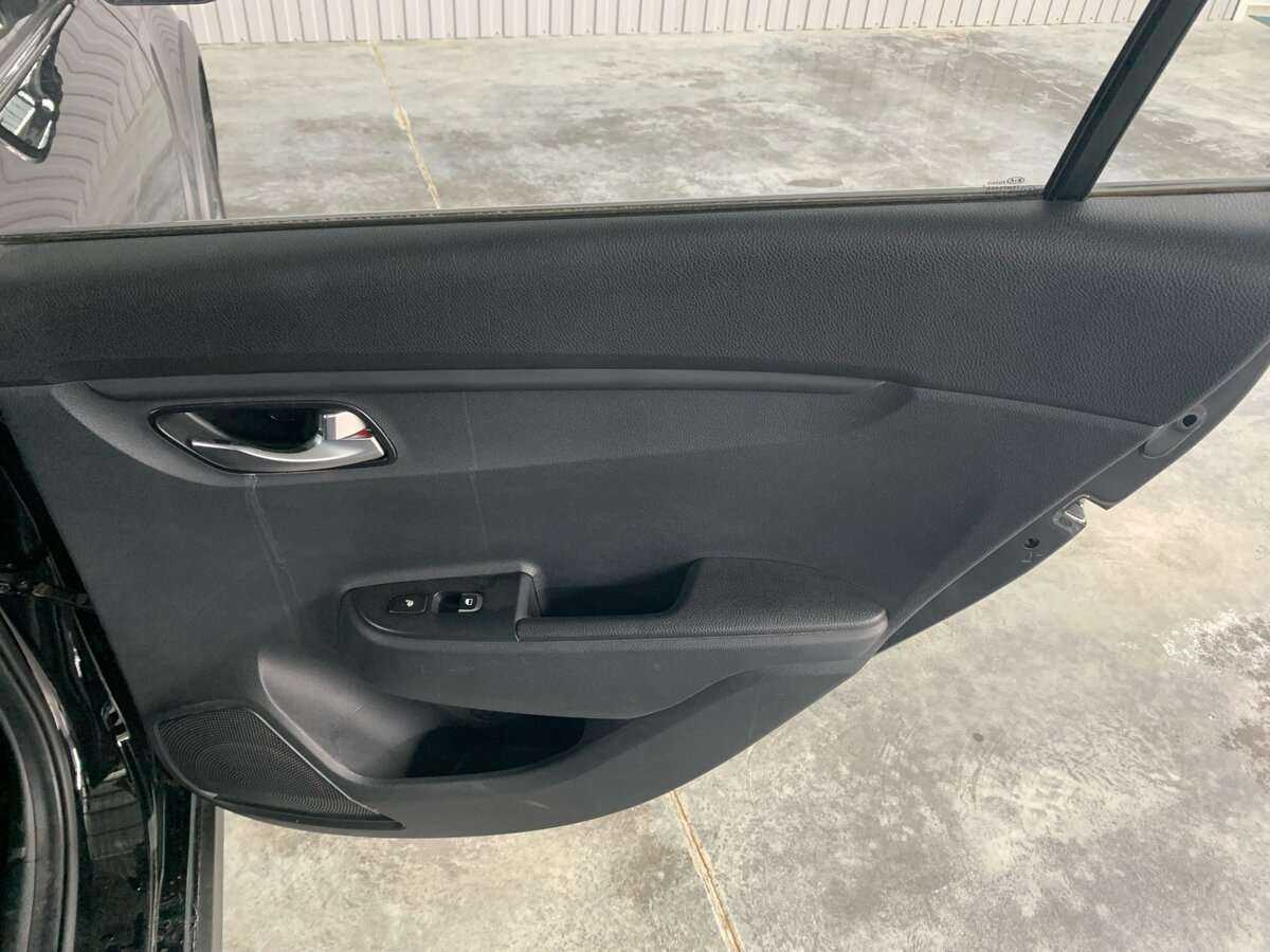 Kia Rio X-Line, 2018 Фото №19