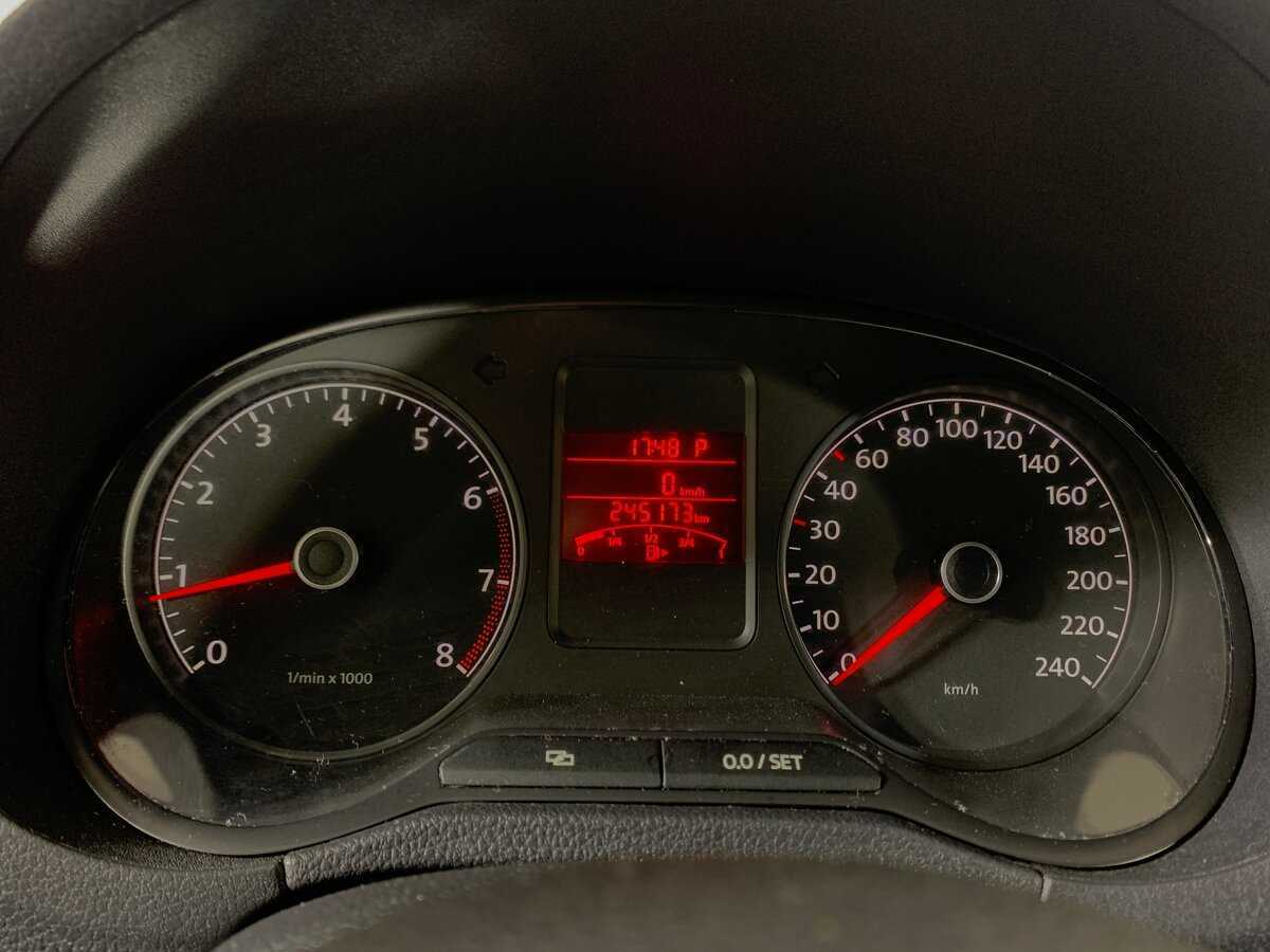 Volkswagen Polo, 2013 Фото №15