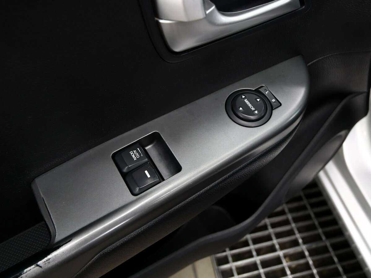 Kia Rio, 2016 Фото №16