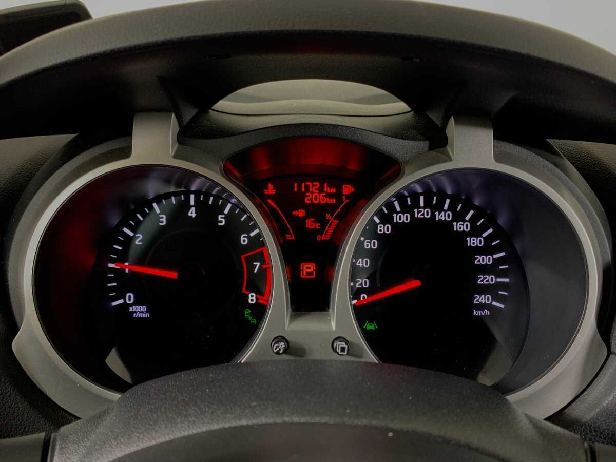 Nissan Juke, 2015 Фото №15