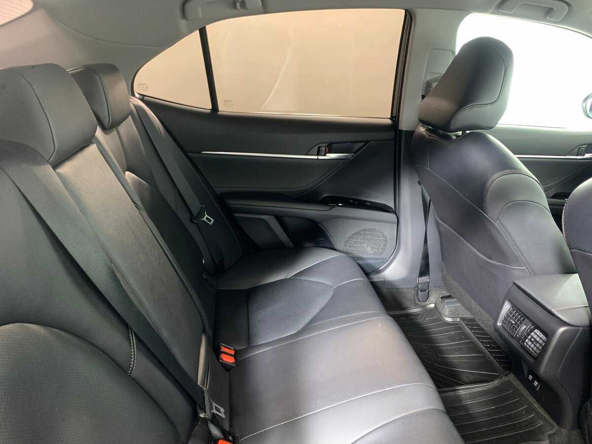 Toyota Camry, 2020 Фото №18