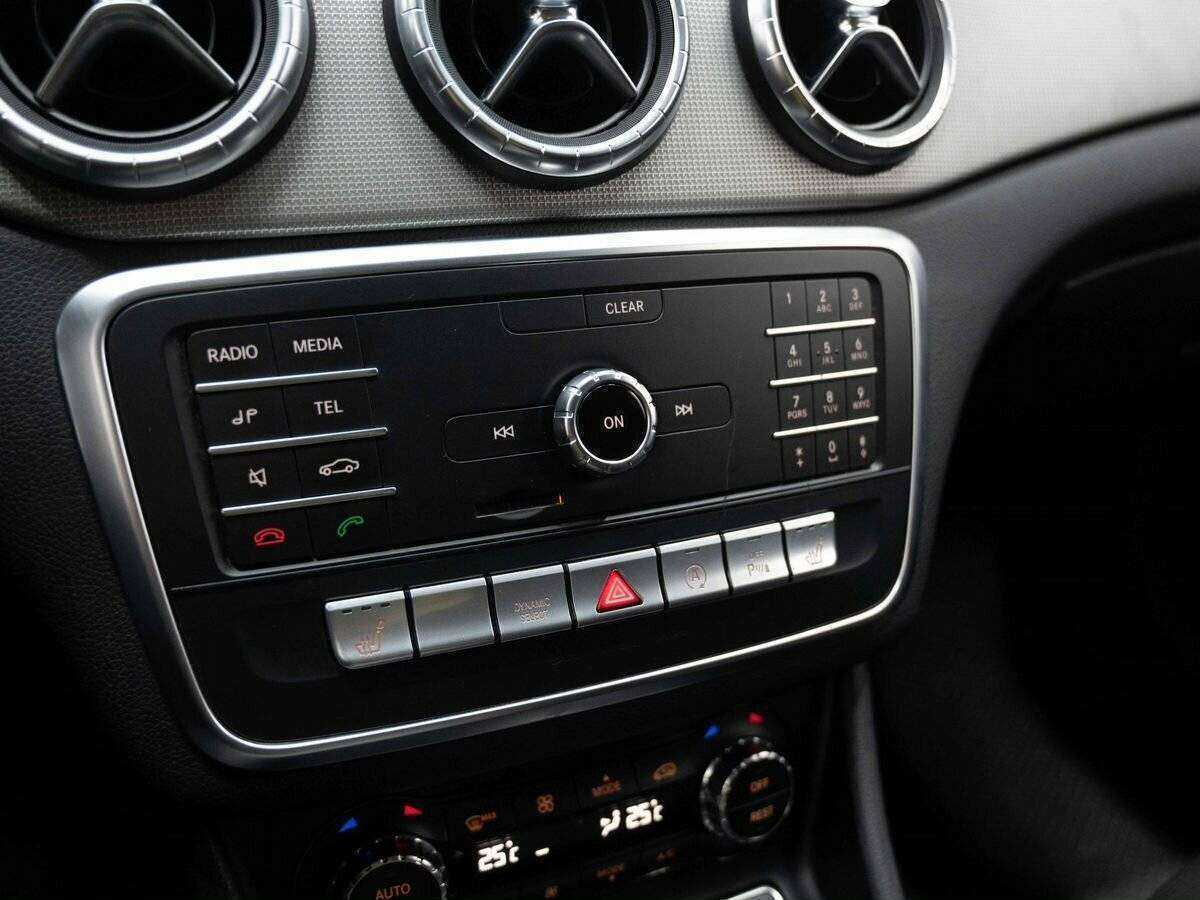 Mercedes-Benz CLA 200, 2018 Фото №20