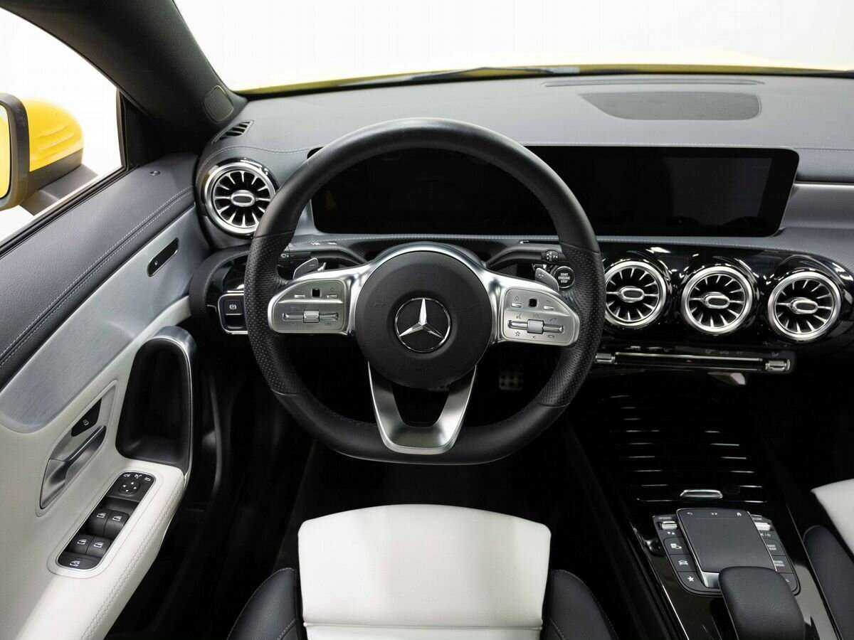 Mercedes-Benz CLA 200, 2020 Фото №12
