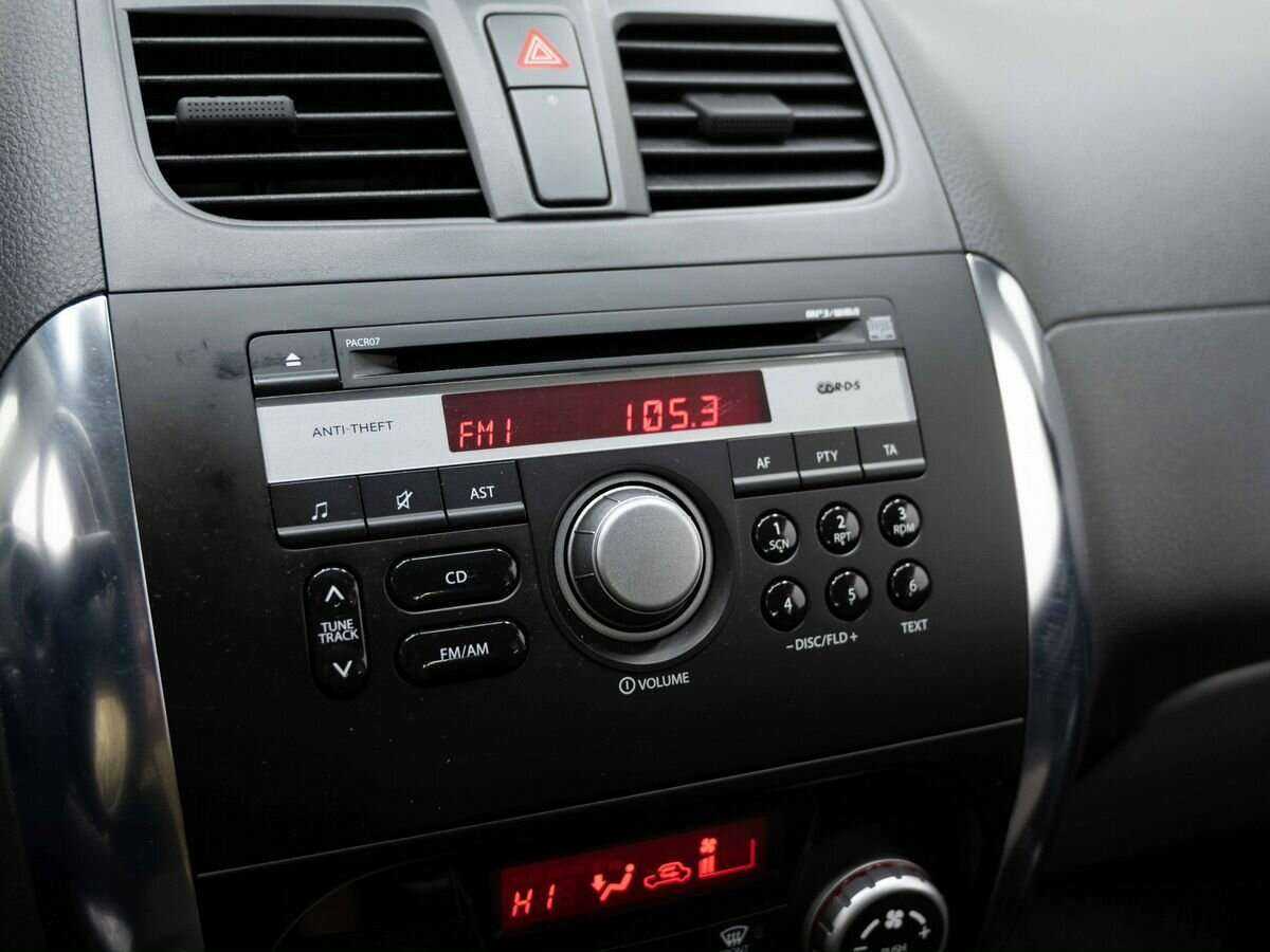 Suzuki SX4, 2013 Фото №18