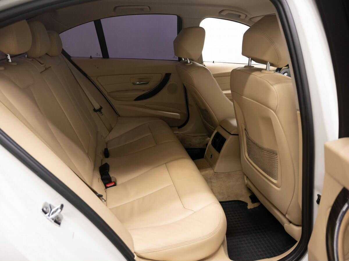 BMW 3 серии 328i, 2012 Фото №10