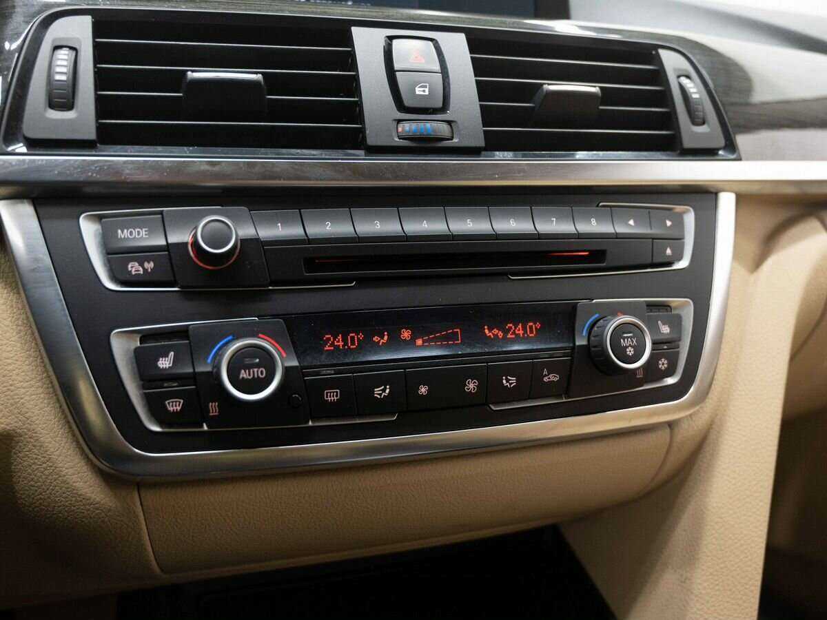 BMW 3 серии 328i, 2012 Фото №23