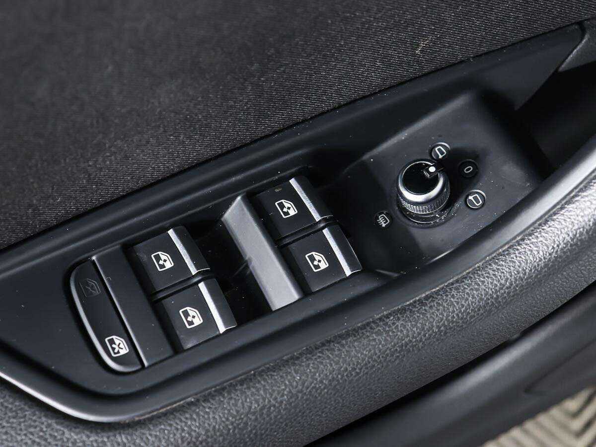 Audi A4, 2015 Фото №17