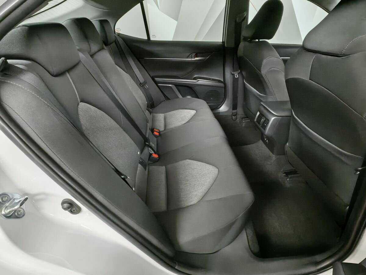 Toyota Camry, 2021 Фото №12