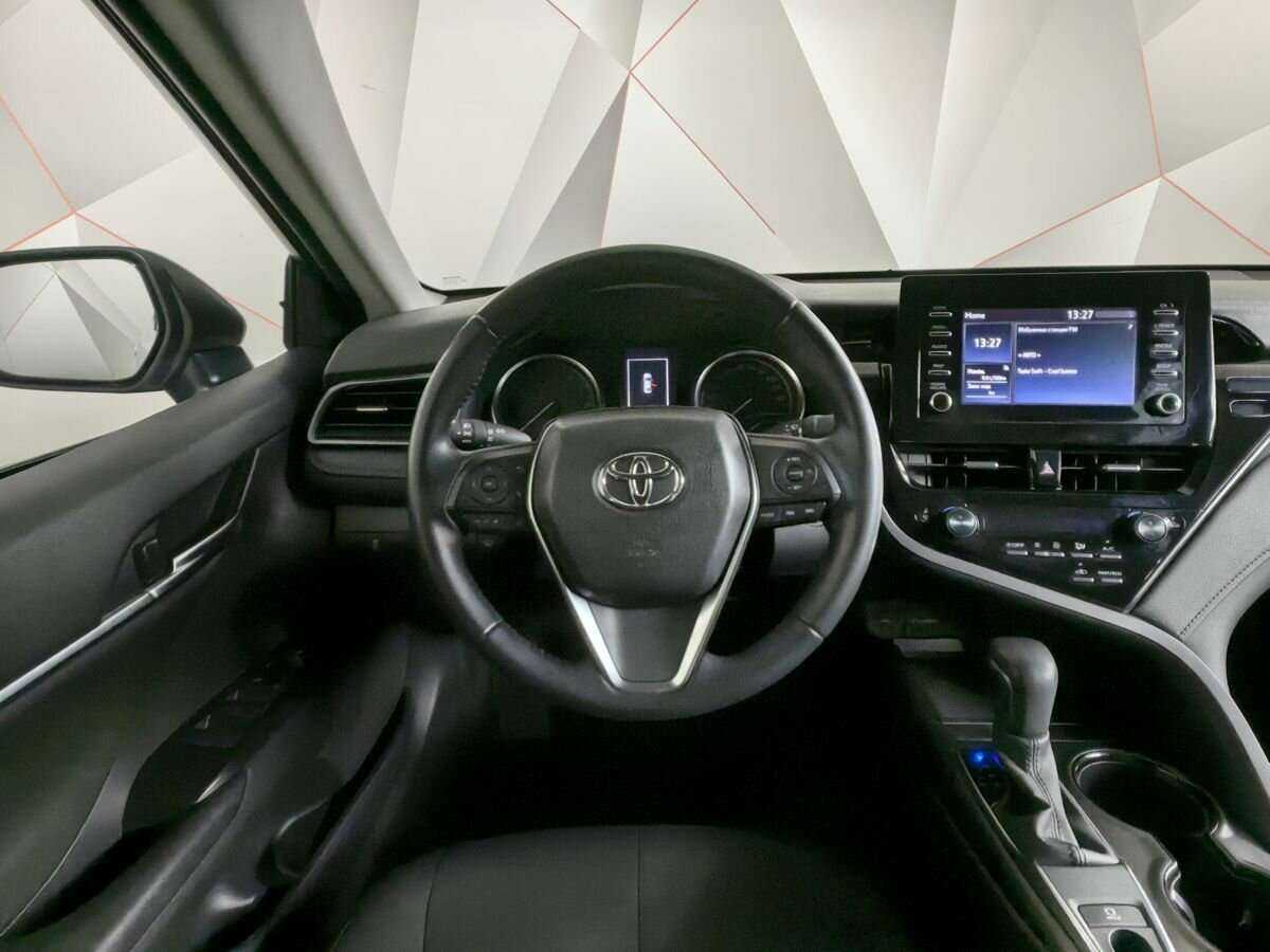 Toyota Camry, 2021 Фото №15