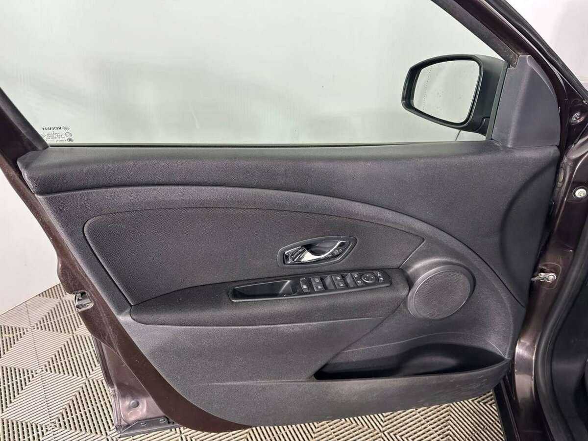 Renault Fluence, 2014 - 76 699 км. | Фото №8