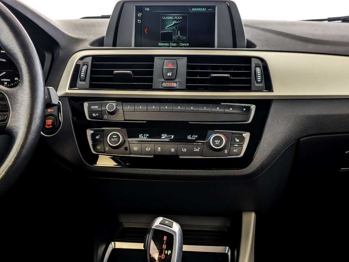 BMW 1 серии 118i, 2017 Фото №13