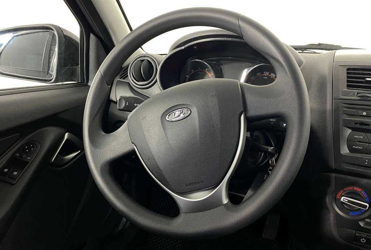 Lada (ВАЗ) Granta, 2023 Фото №9