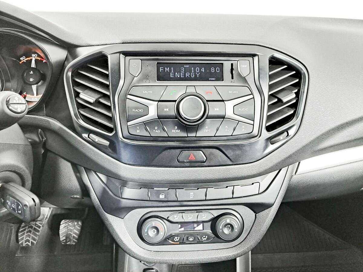 Lada (ВАЗ) Vesta SW, 2019 Фото №15