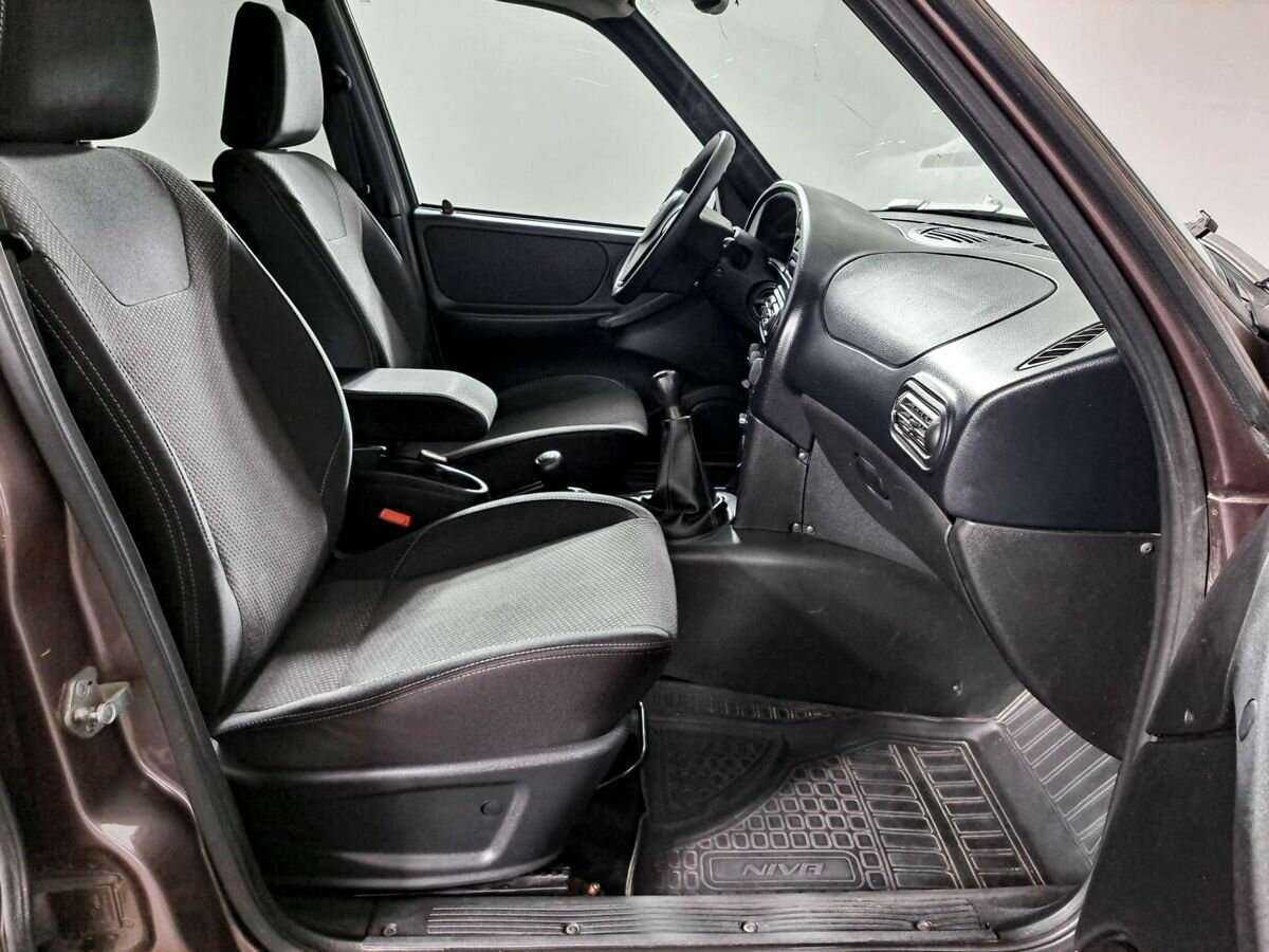 Chevrolet Niva, 2017 Фото №9