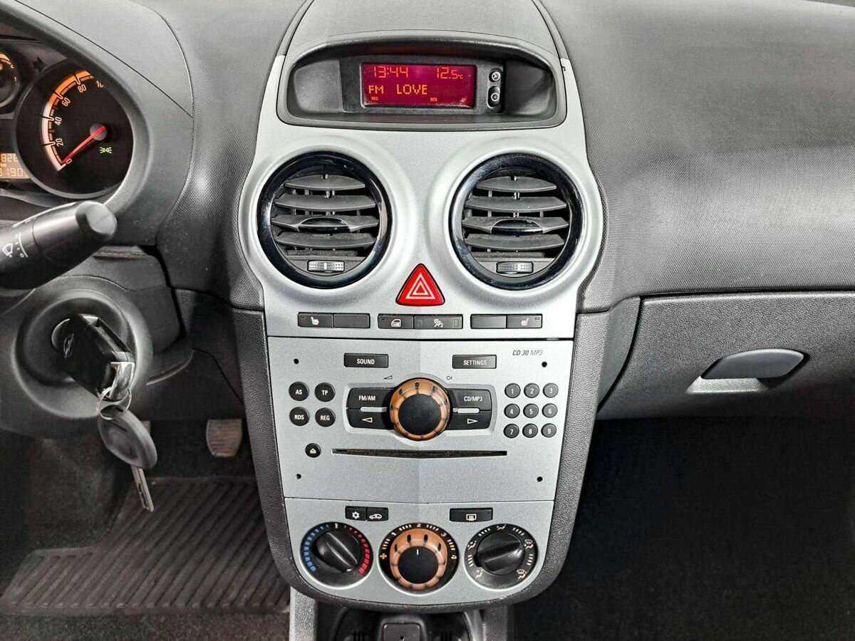 Opel Corsa, 2012 Фото №13