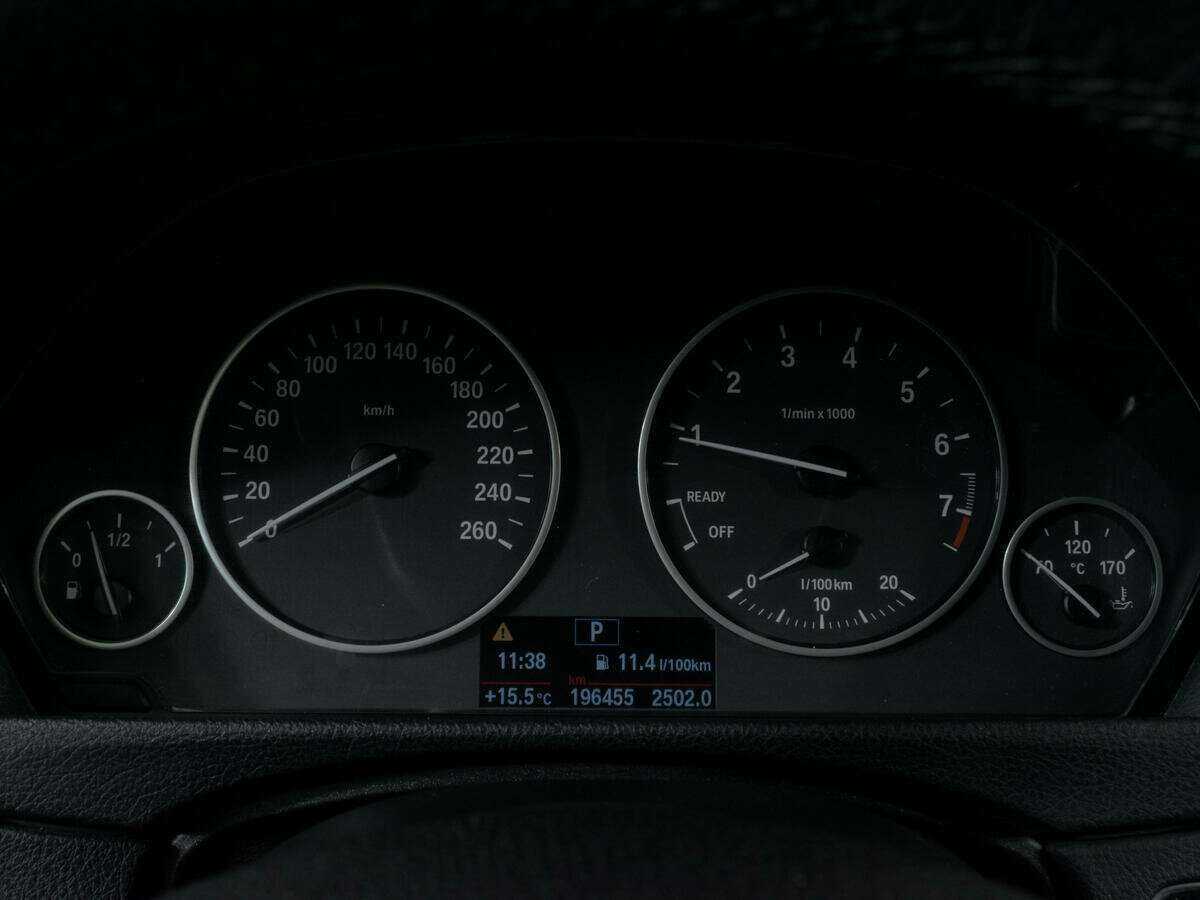 BMW 3 серии 316i, 2014 Фото №13