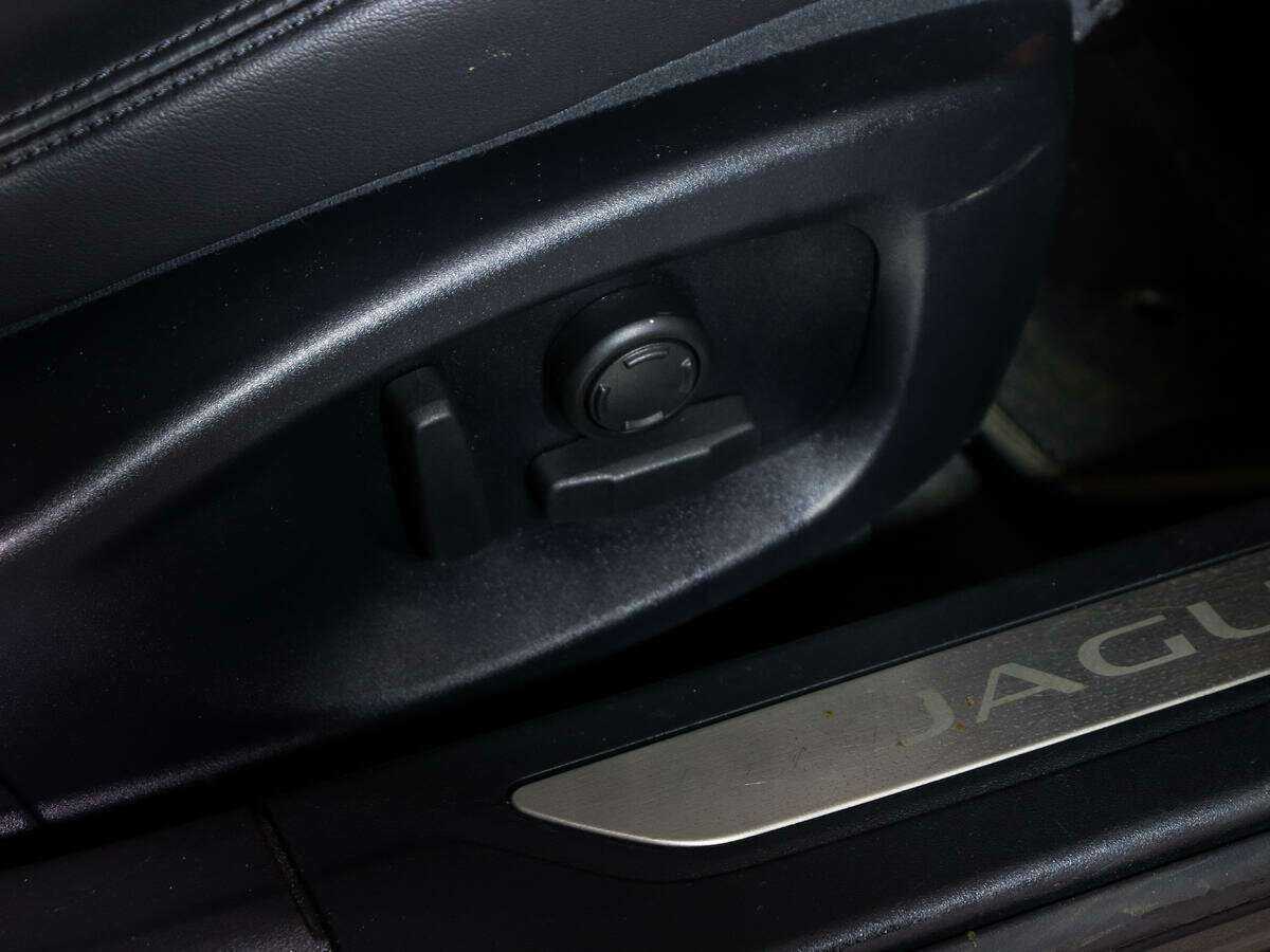 Jaguar XF, 2018 Фото №15