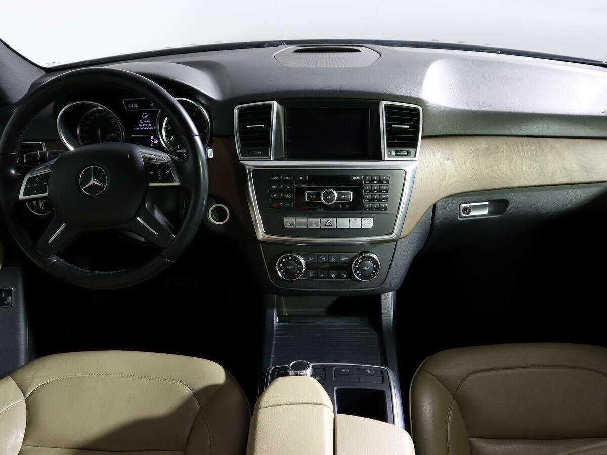 Mercedes-Benz M-Класс 350, 2012 Фото №10