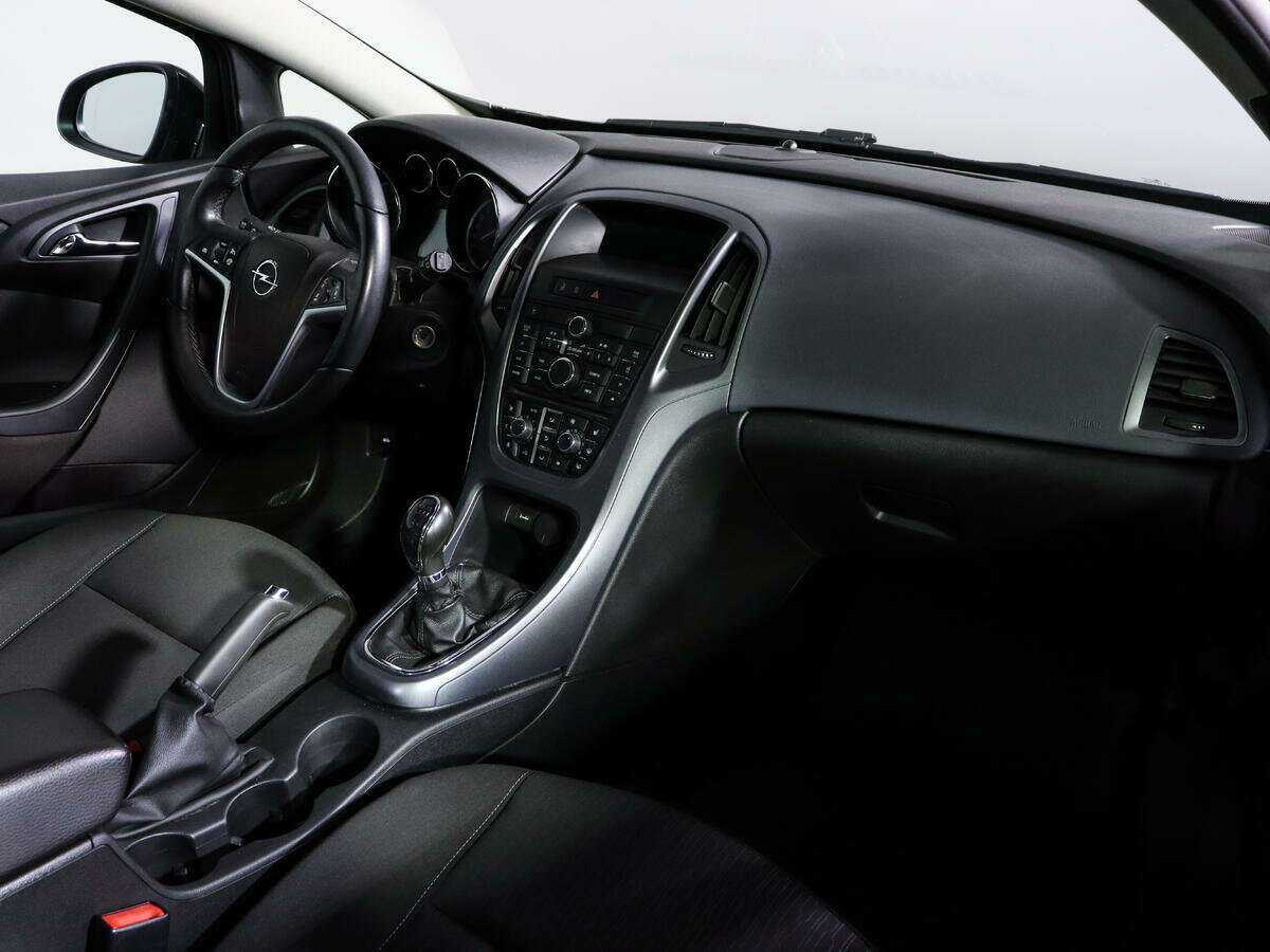 Opel Astra GTC, 2014 Фото №9