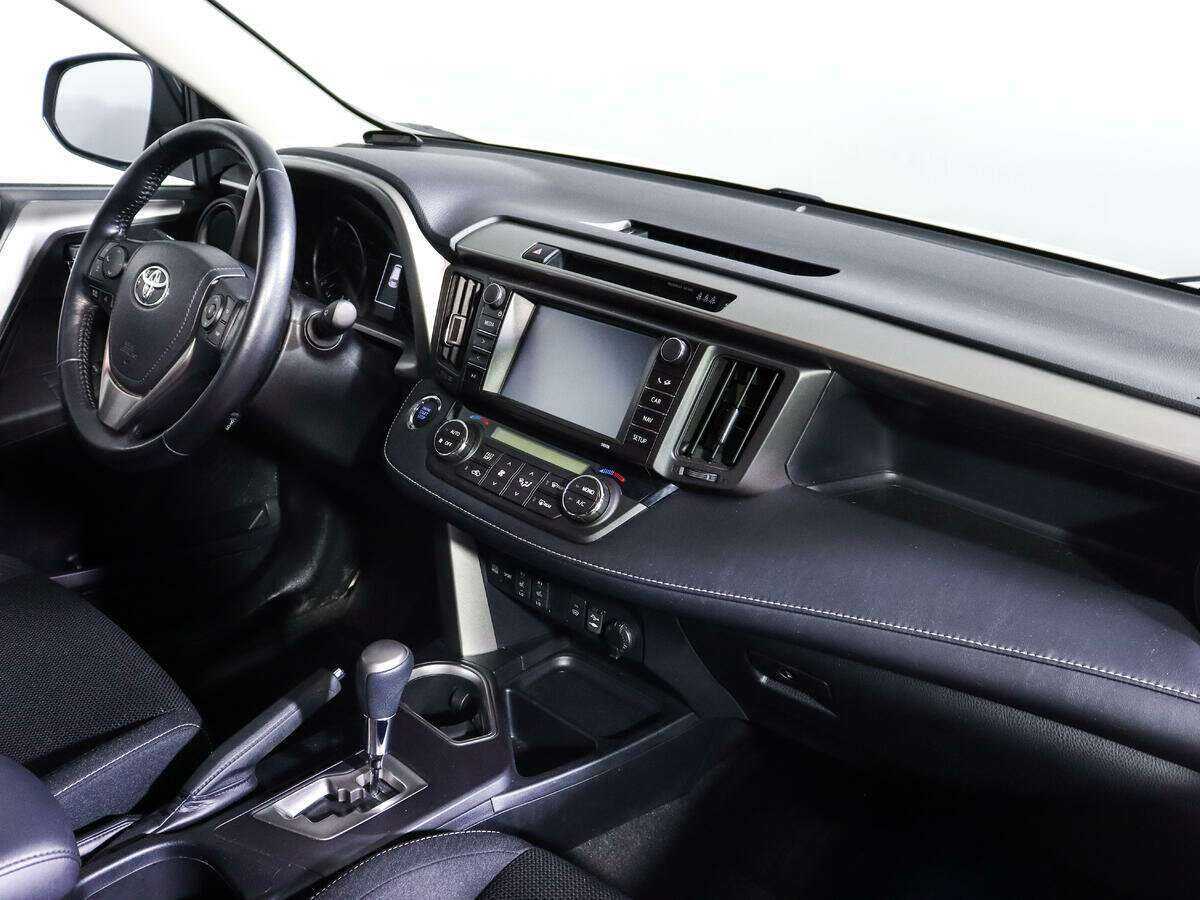 Toyota RAV4, 2017 - 34 302 км. | Фото №8