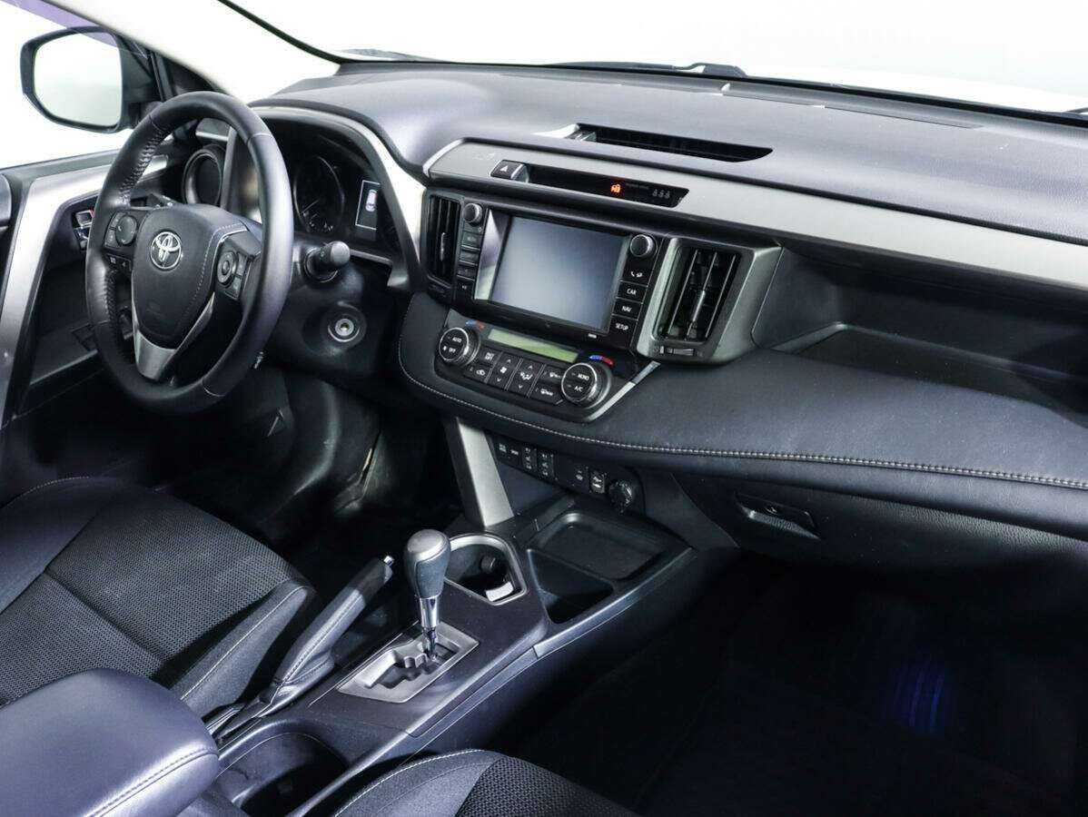 Toyota RAV4, 2017 - 130 861 км. | Фото №8