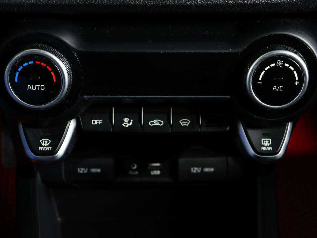 Kia Rio X-Line, 2019 Фото №21