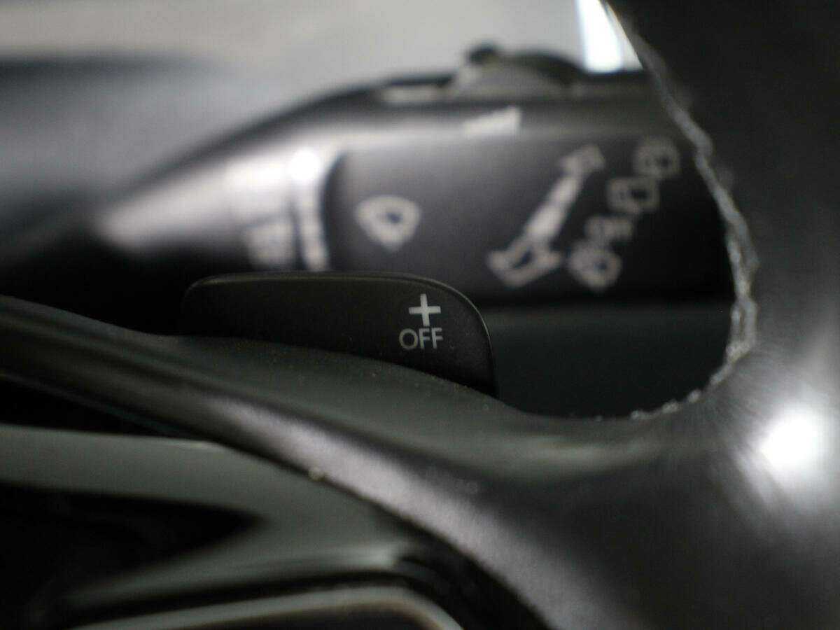 Volkswagen Touareg, 2015 Фото №21