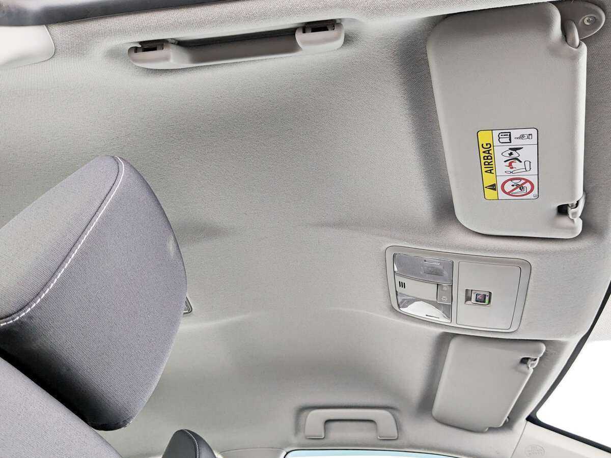 Toyota Corolla, 2018 Фото №21