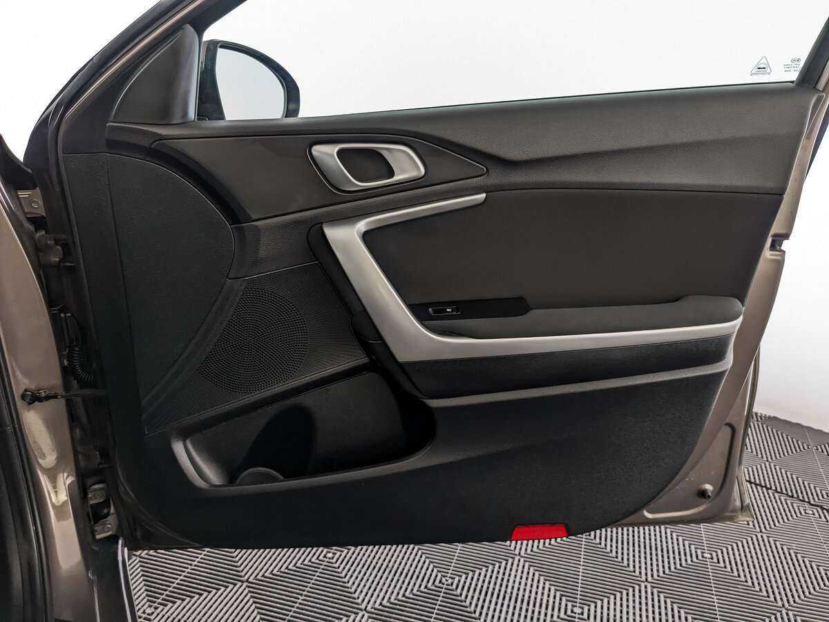 Kia Ceed, 2021 Фото №20