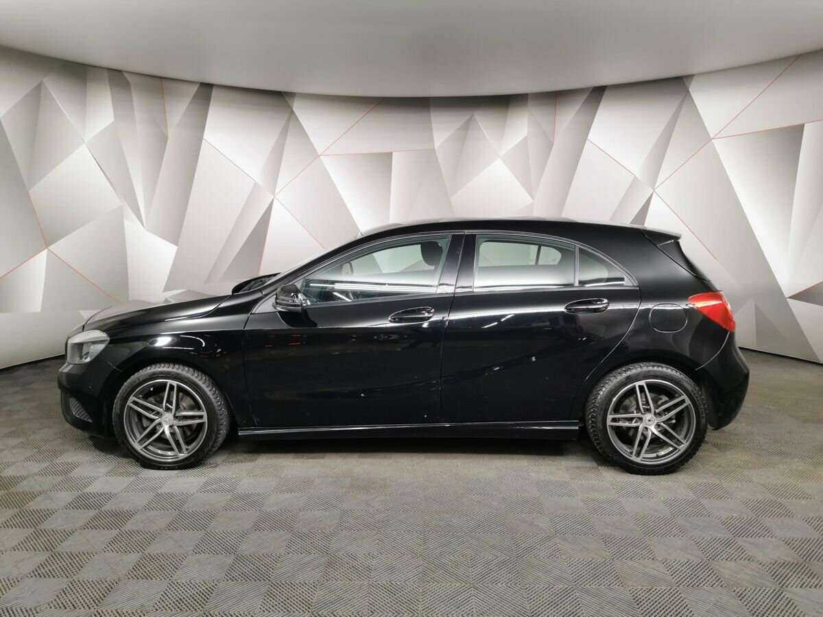 Mercedes-Benz A-Класс 180, 2014 - 70 496 км. | Фото №5