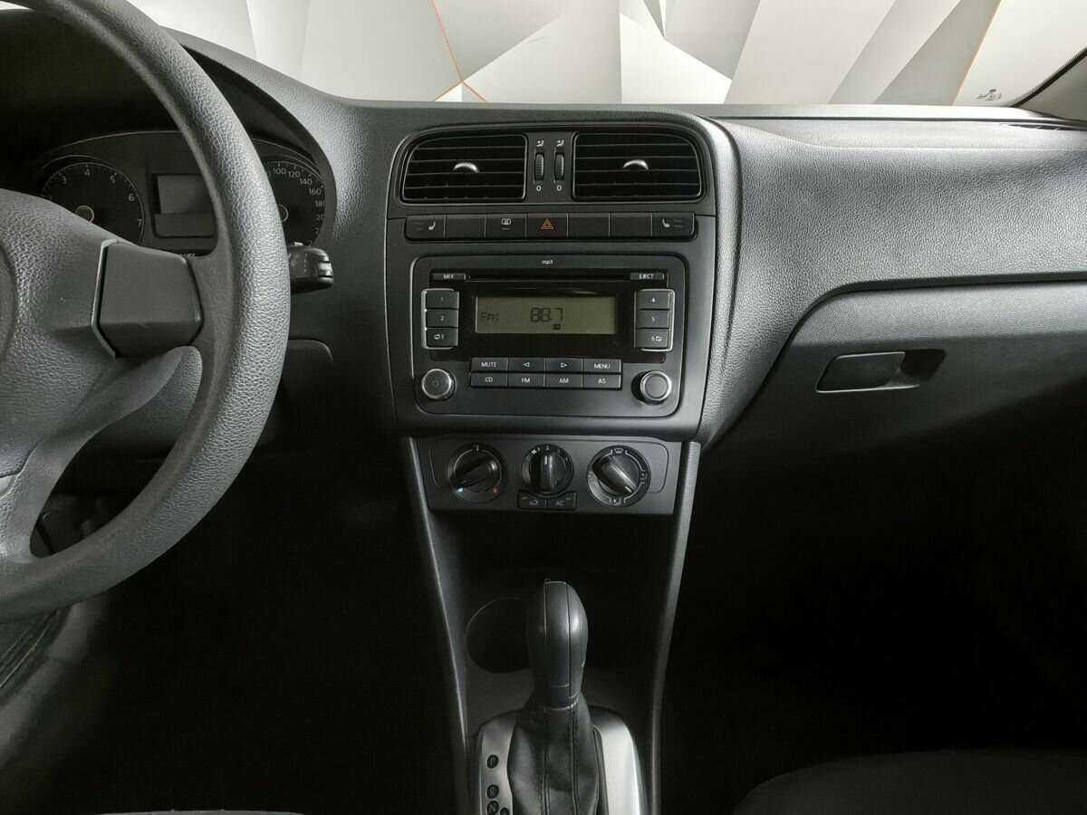 Volkswagen Polo, 2012 Фото №11