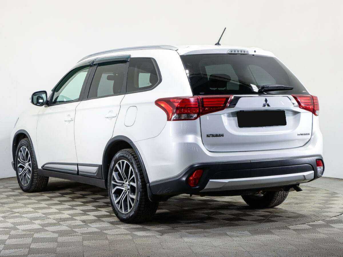 Mitsubishi Outlander, 2015 Фото №7