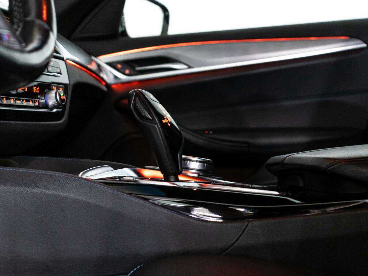 BMW 5 серии 520d xDrive, 2018 Фото №21