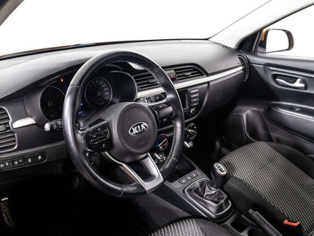Kia Rio, 2017 Фото №11