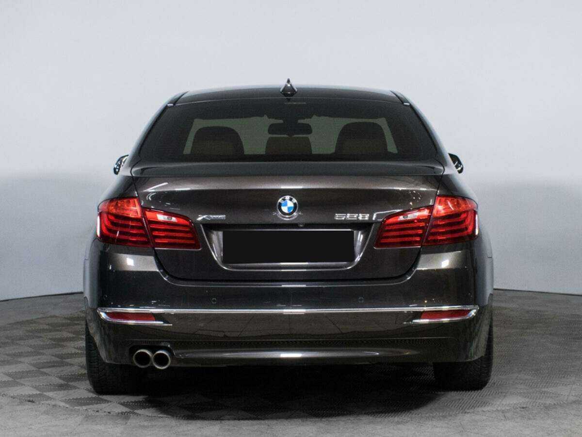 BMW 5 серии 528i xDrive, 2016 Фото №6