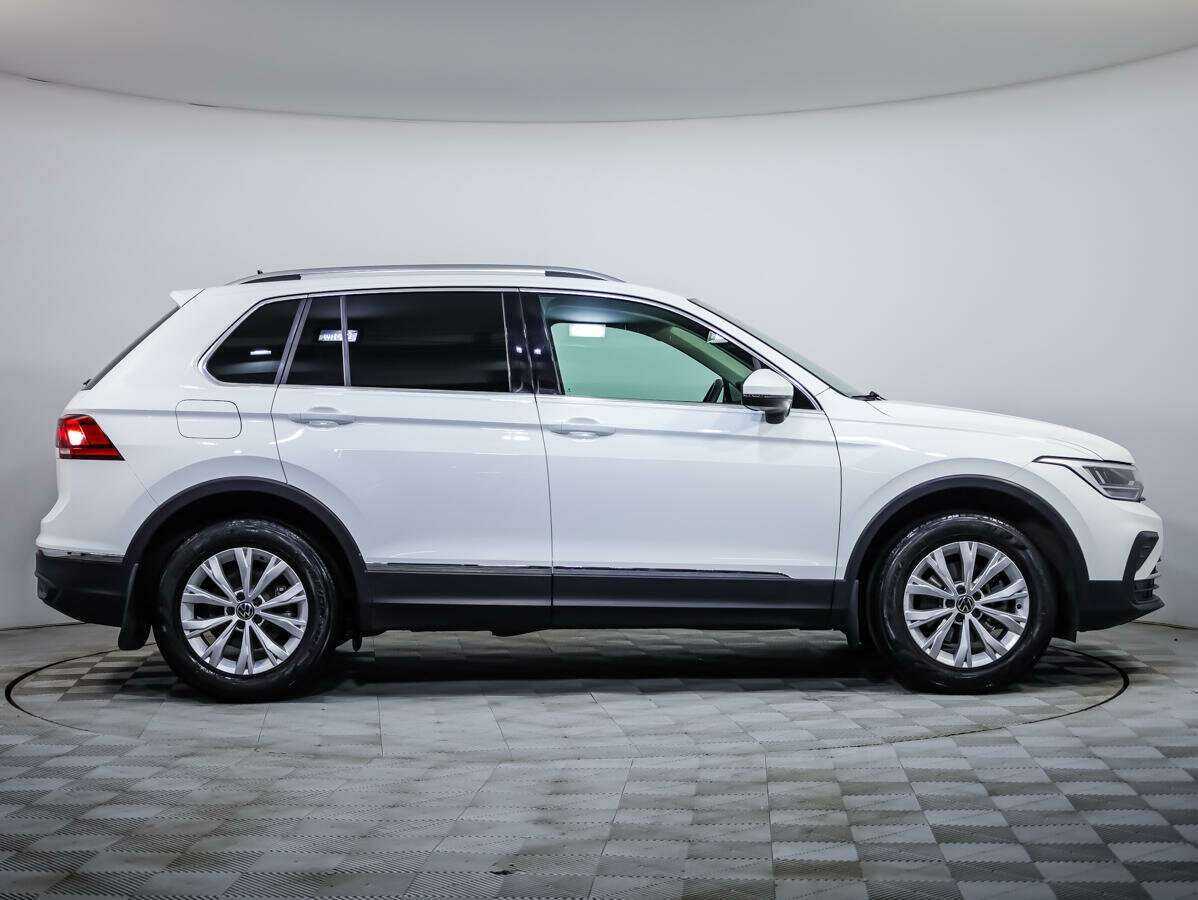 Volkswagen Tiguan, 2020 - 45 904 км. | Фото №3