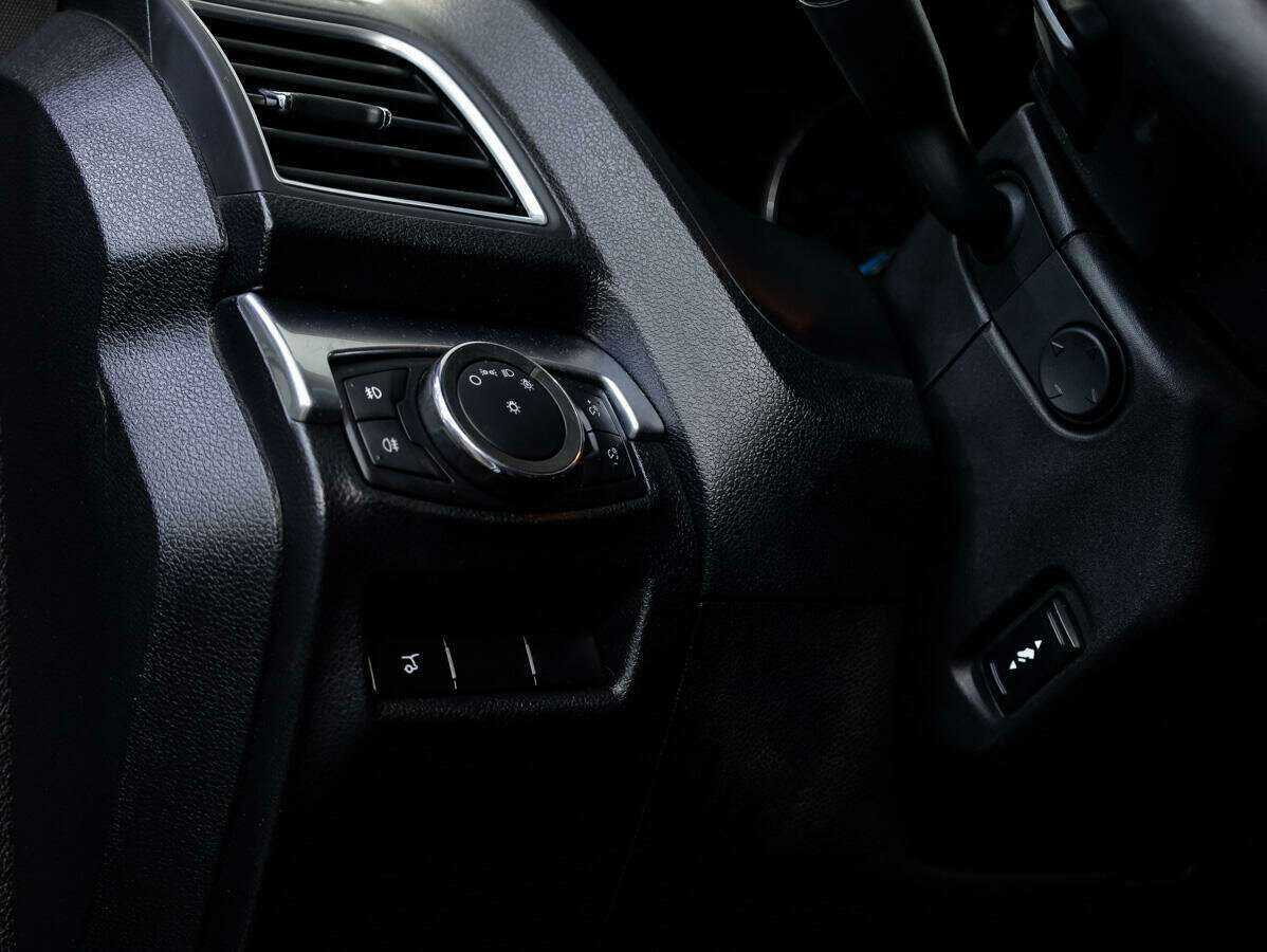 Ford Explorer, 2015 Фото №21