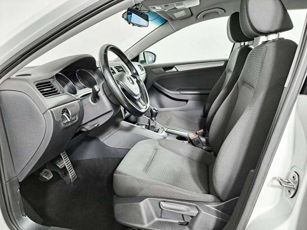 Volkswagen Jetta, 2016 Фото №12