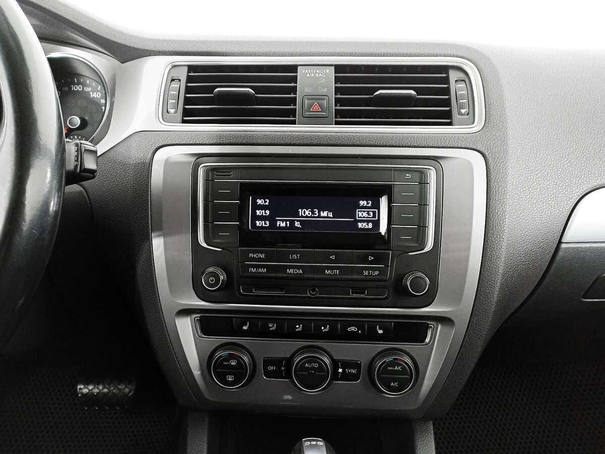 Volkswagen Jetta, 2016 Фото №15