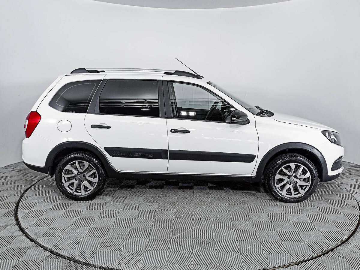 Lada (ВАЗ) Granta Cross, 2023 - 6 108 км. | Фото №4