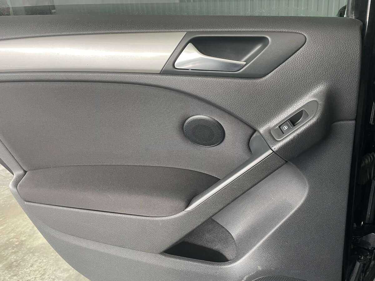 Volkswagen Golf, 2012 Фото №21