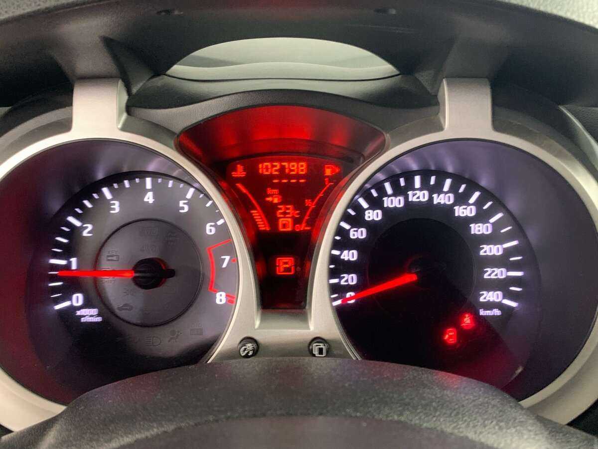 Nissan Juke, 2012 Фото №15