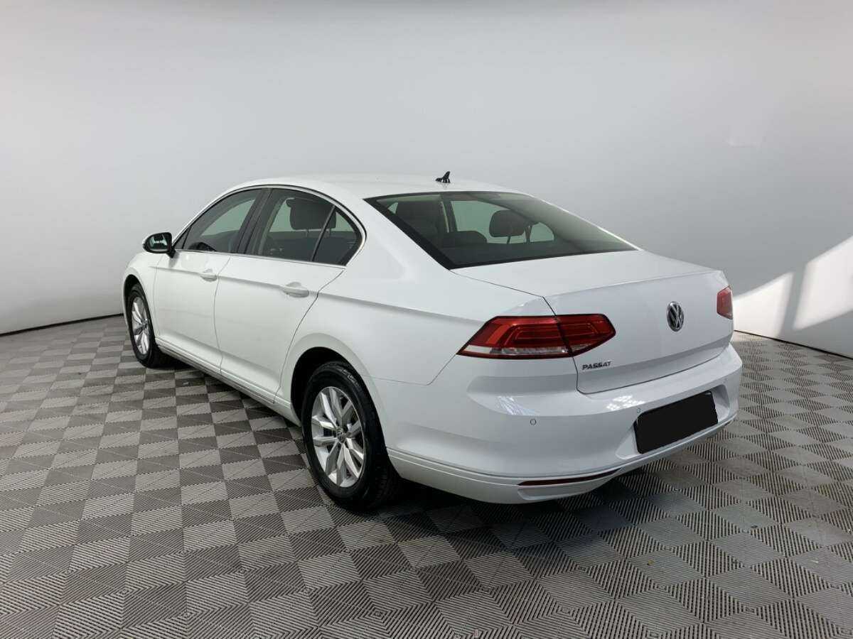 Volkswagen Passat, 2019 - 101 776 км. | Фото №7