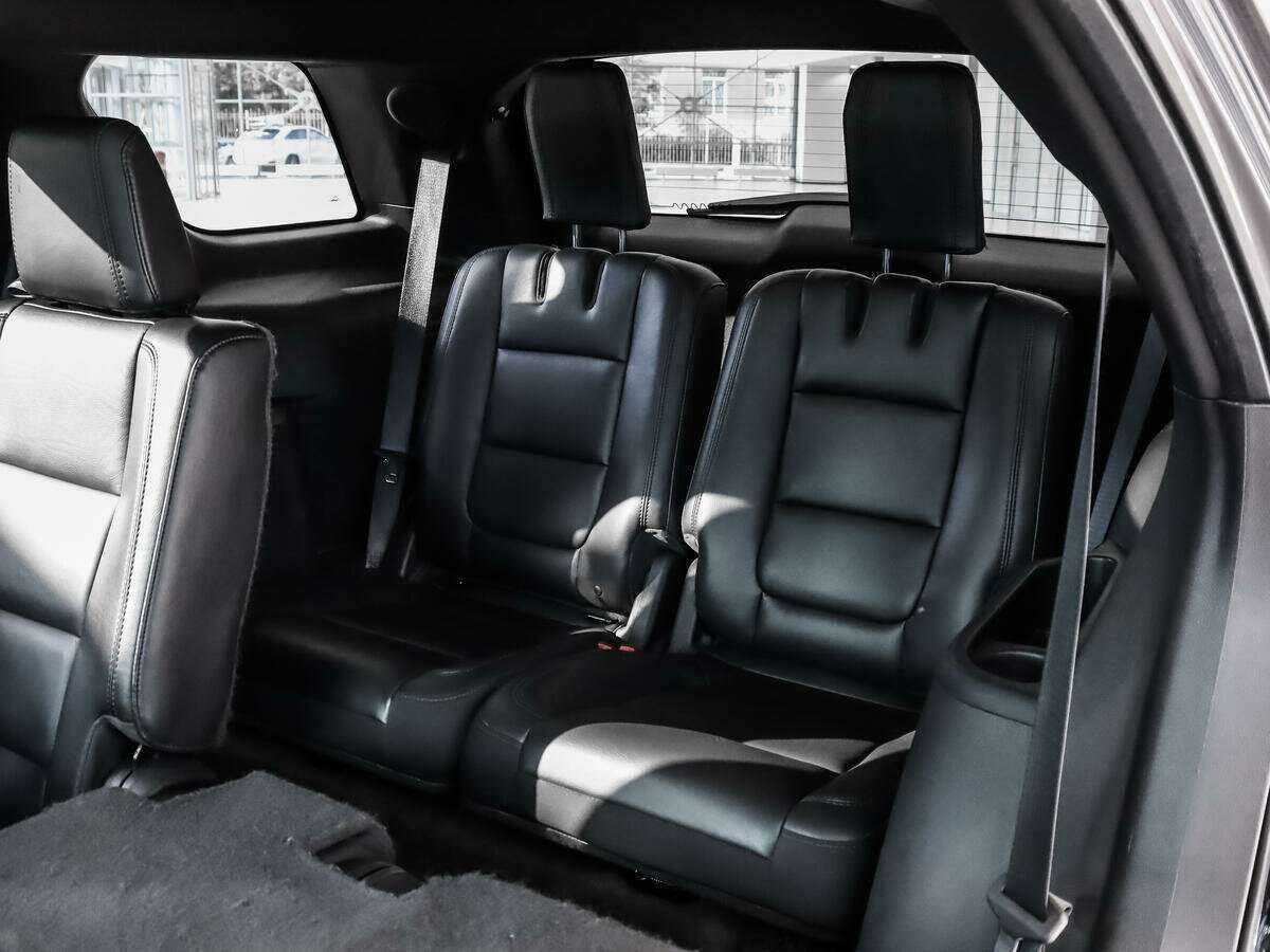 Ford Explorer, 2014 Фото №12