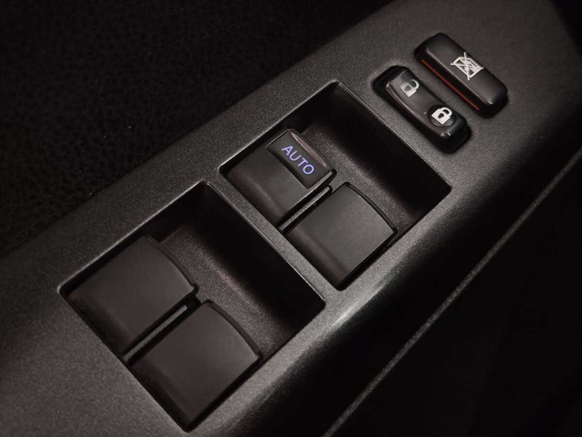 Toyota RAV4, 2015 Фото №18