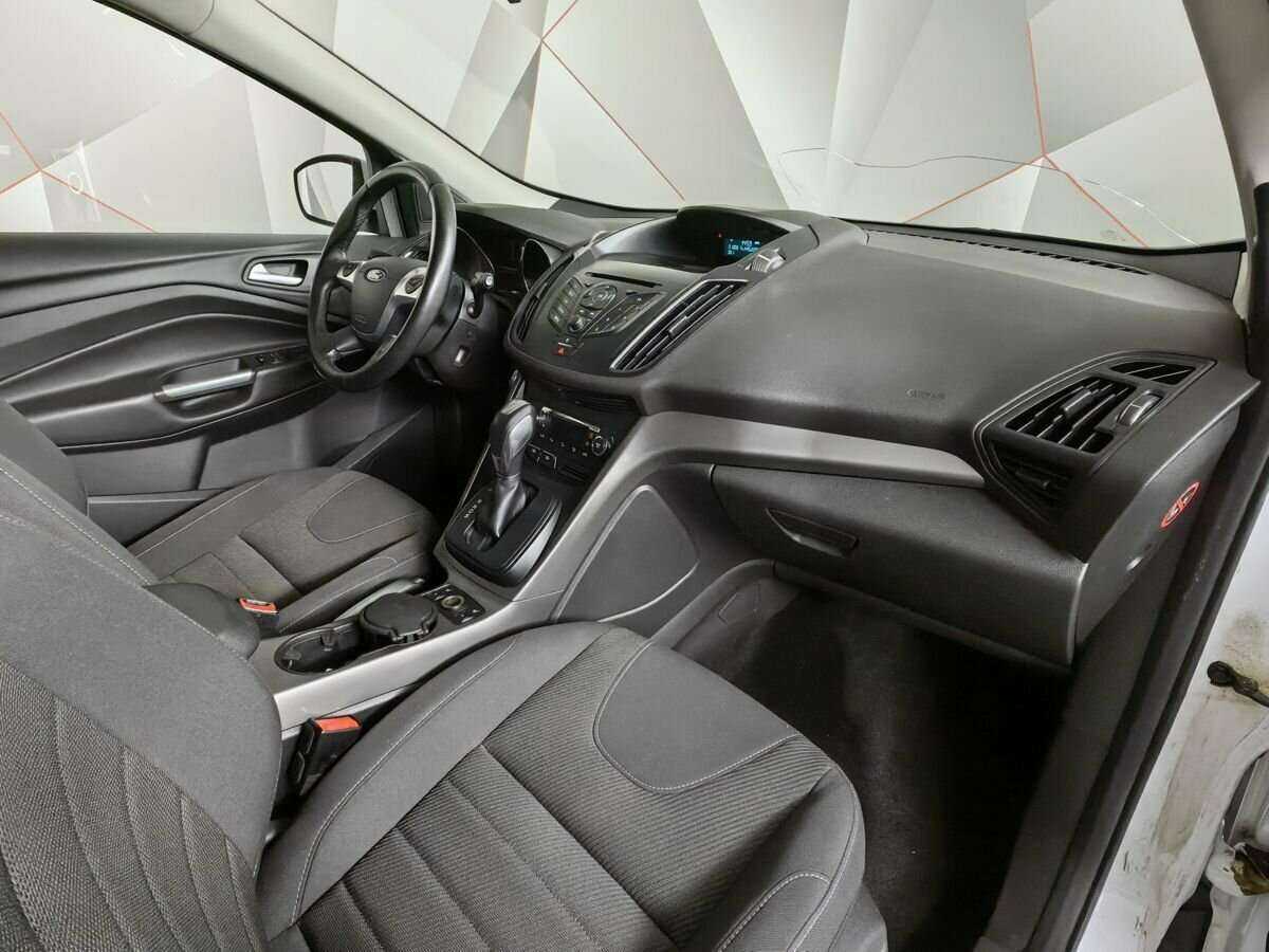 Ford Kuga, 2015 Фото №8